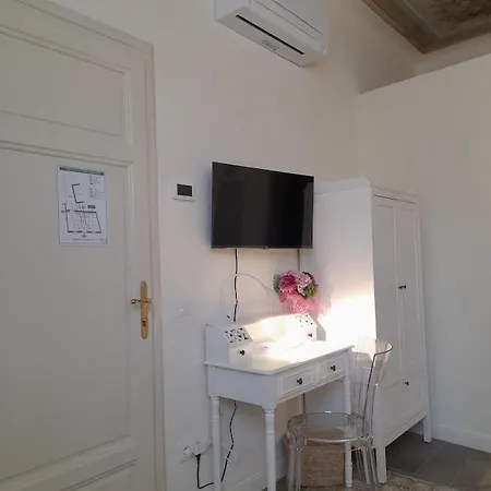Bed & Breakfast Villino Luschi Centro Pisa