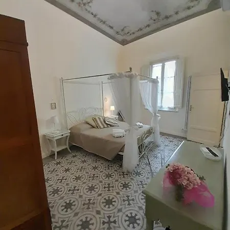 Villino Luschi Centro Pisa